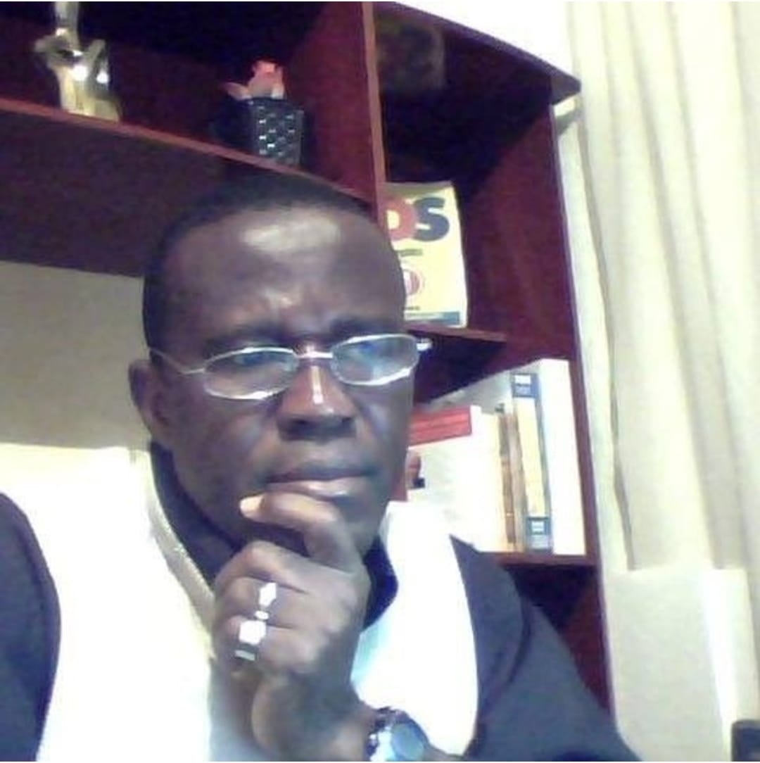 Professor Lourival Sampaio